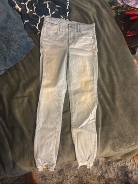 American Eagle Outfitters Light Blue Skinny Jeans